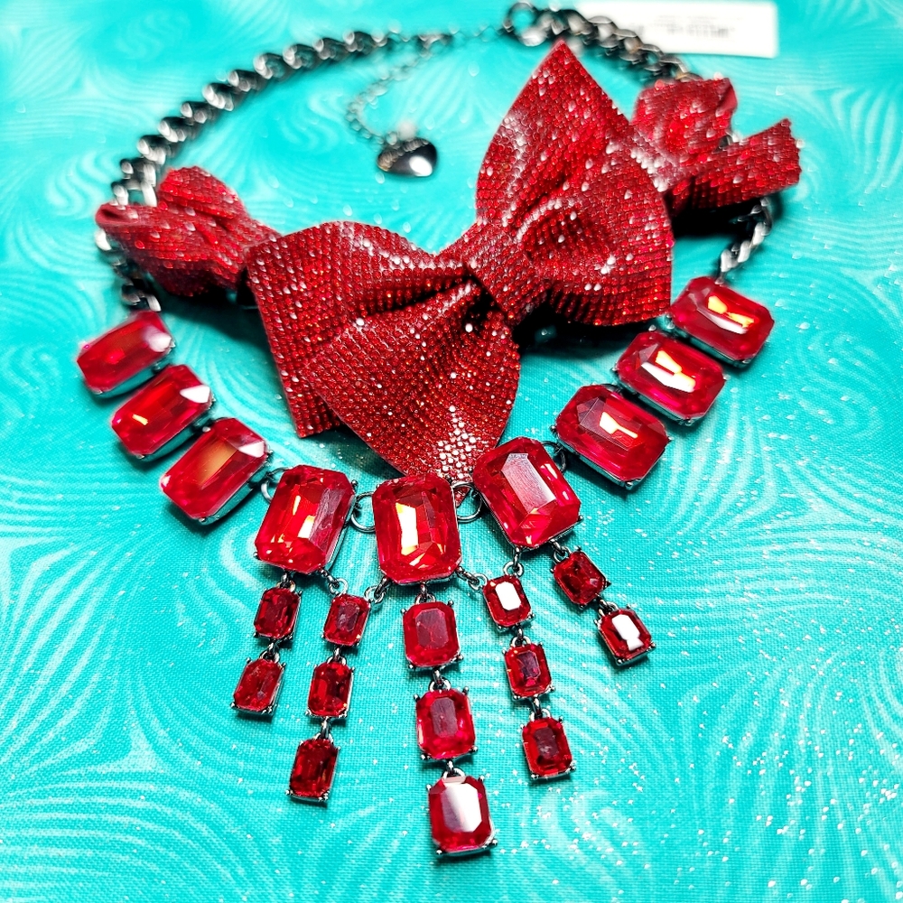 Betsey Johnson Valentine's Day Bows Holiday Jewel Ruby Red Necklace Jewelry❤️